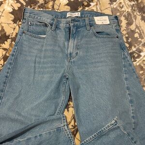 NWT Abercrombie Barrel Jeans